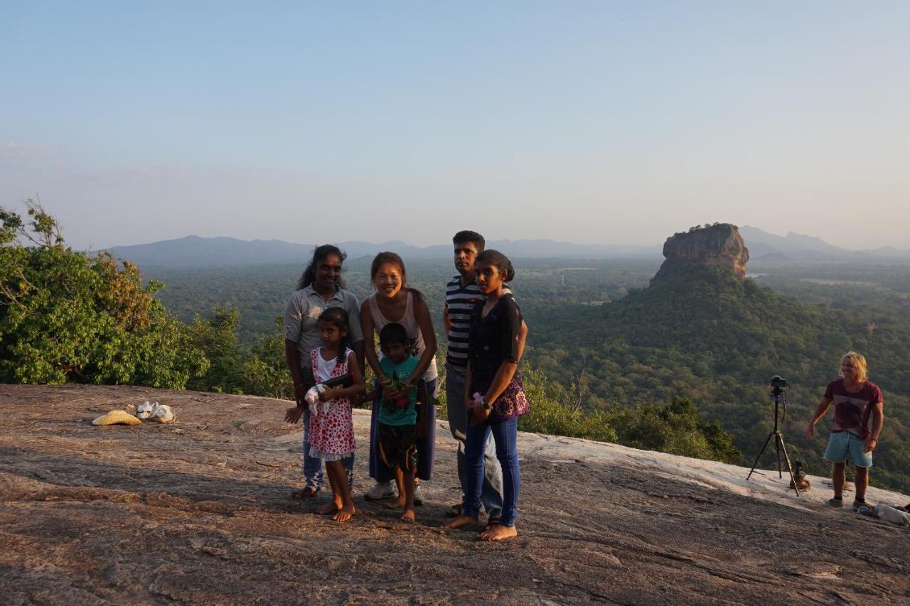 The Green Village Dambulla Esterno foto